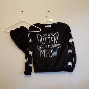 Never Worn! Wound Up Sweat Shirt w/ Hat (M)